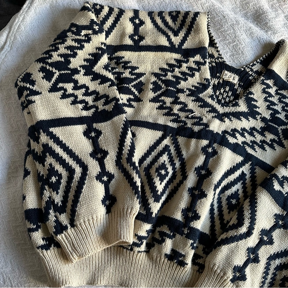 POL women’s sweater - Picture 2 of 9